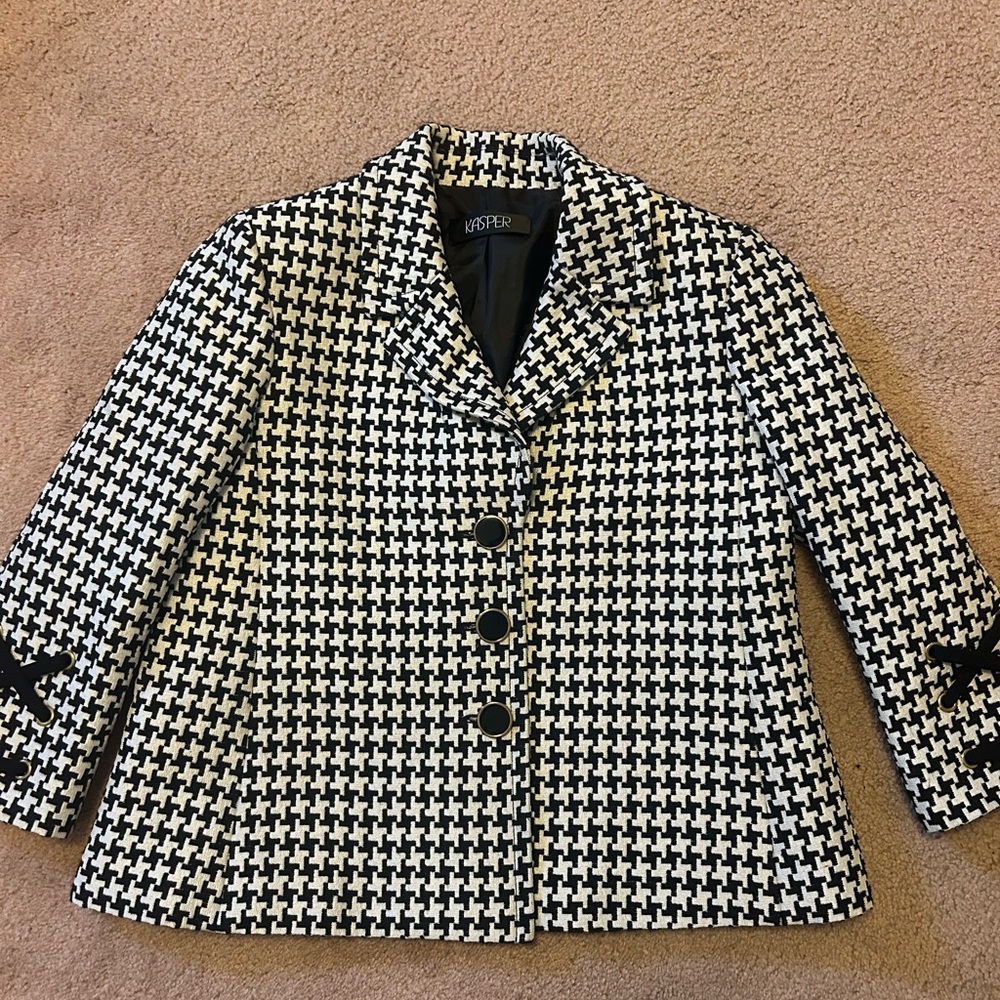 Kasper black and white houndstooth blazer jacket. Size 6 - Picture 5 of 5